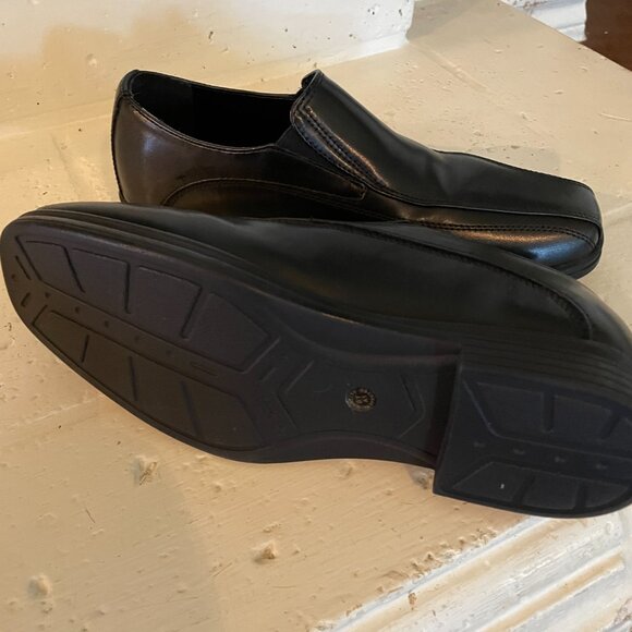 Black Dress Shoes - Picture 2 of 2